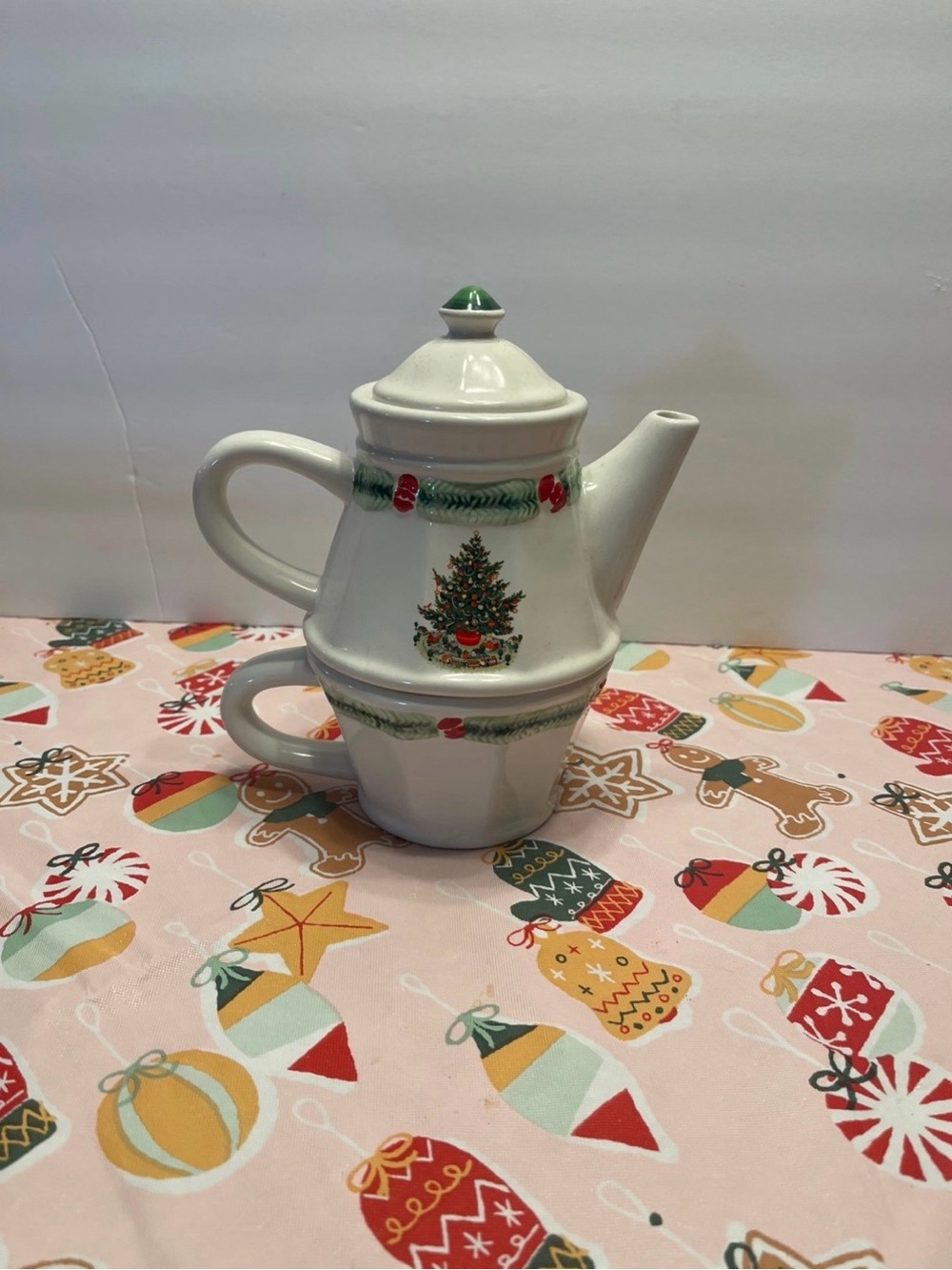 Festive White Christmas Tree Ceramic Tea for One Set